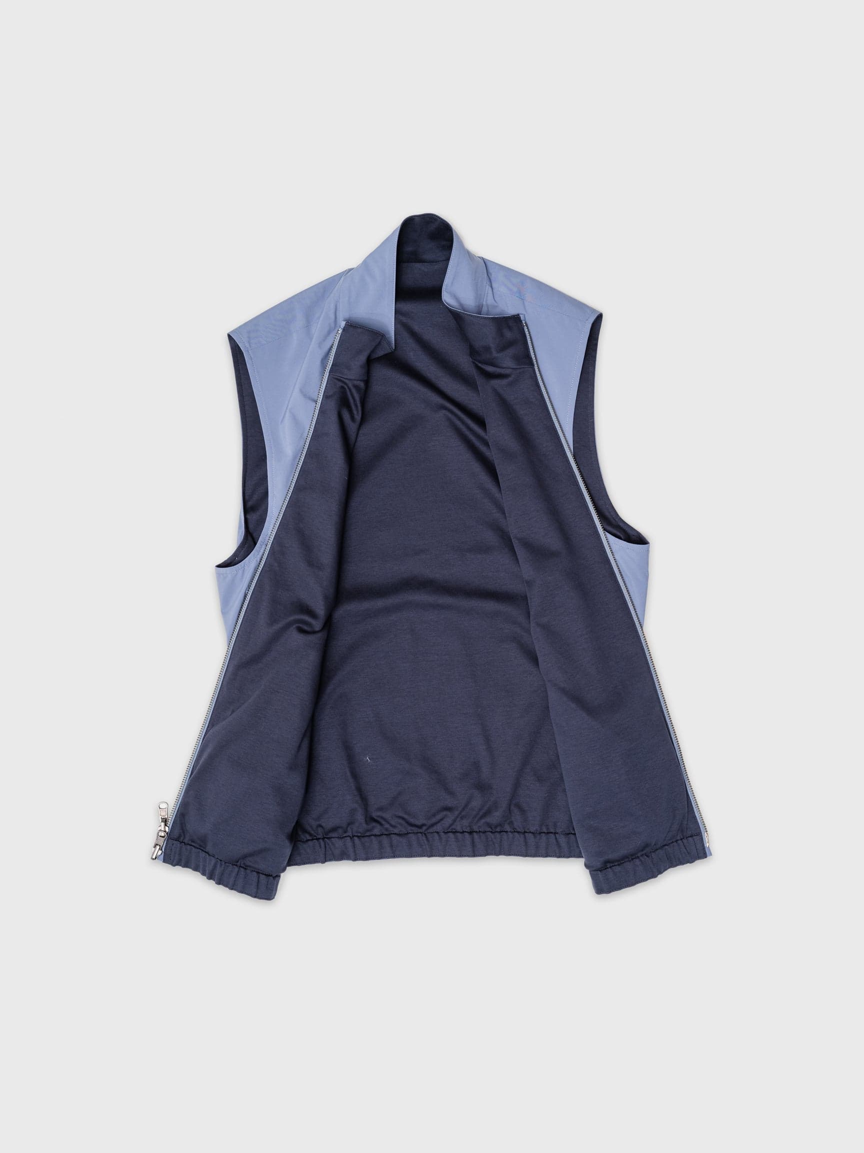 Reversible Gilet — obě strany vesty